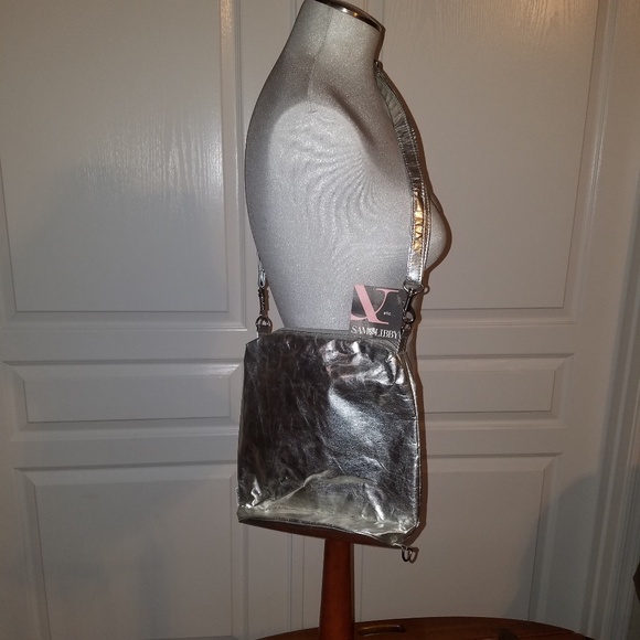 NWT Sam & Libby Silver Crossbody - Picture 5 of 8
